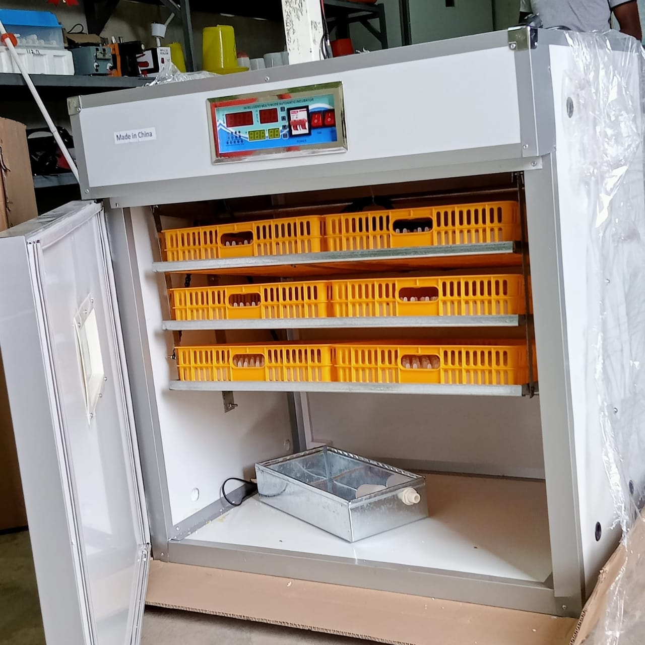 Automatic Commercial AC 528 Eggs Incubator